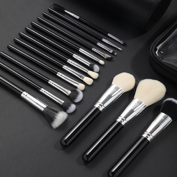 Professional makeup artist essentials bundle with 15-piece professional brush set