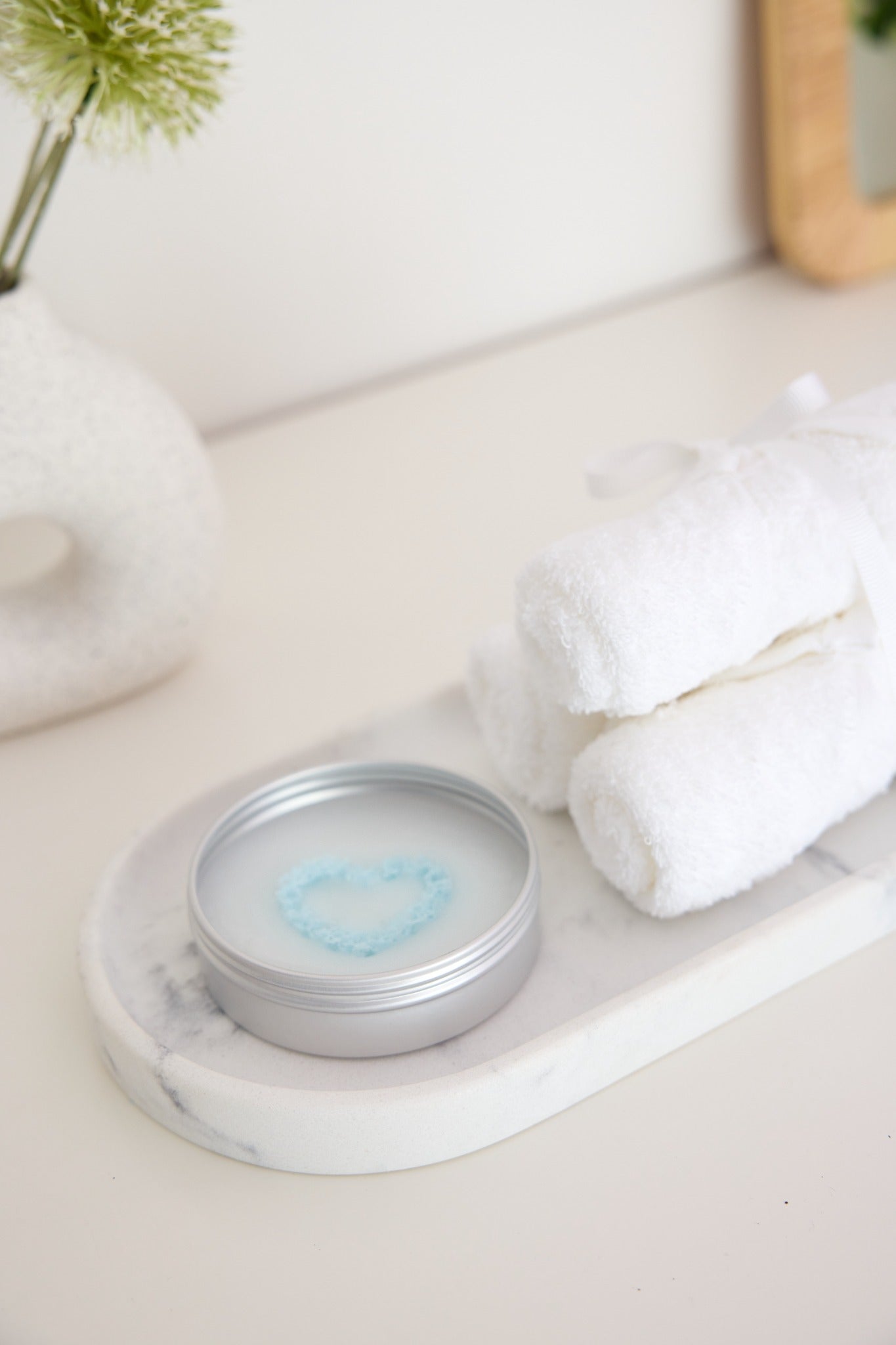Hello Beauty cleansing Soap Sponge - original product open